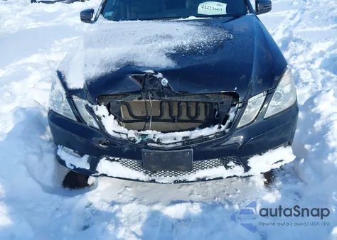 2011 Mercedes-Benz E 350 4Matic z USA, uszkodzony, nr VIN WDDHF8HB1BA431066